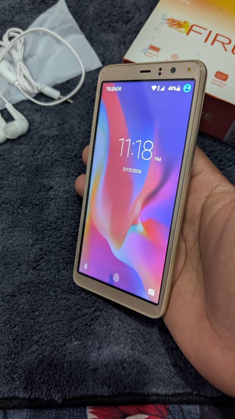 QMobile Fire. . 1