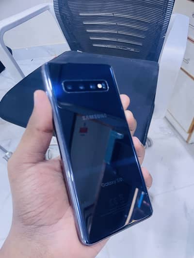 Samsung S10 non PTA 8/128 mint Condition