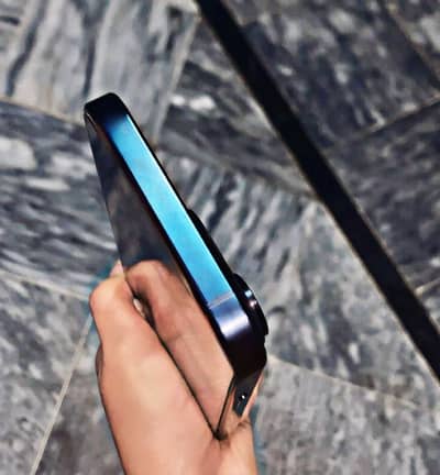 iPhone 15 pro max NON PTA JV contact me on WhatsApp