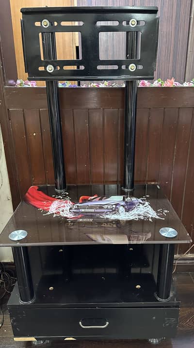 Stylish Black TV Trolley – Well Maintained