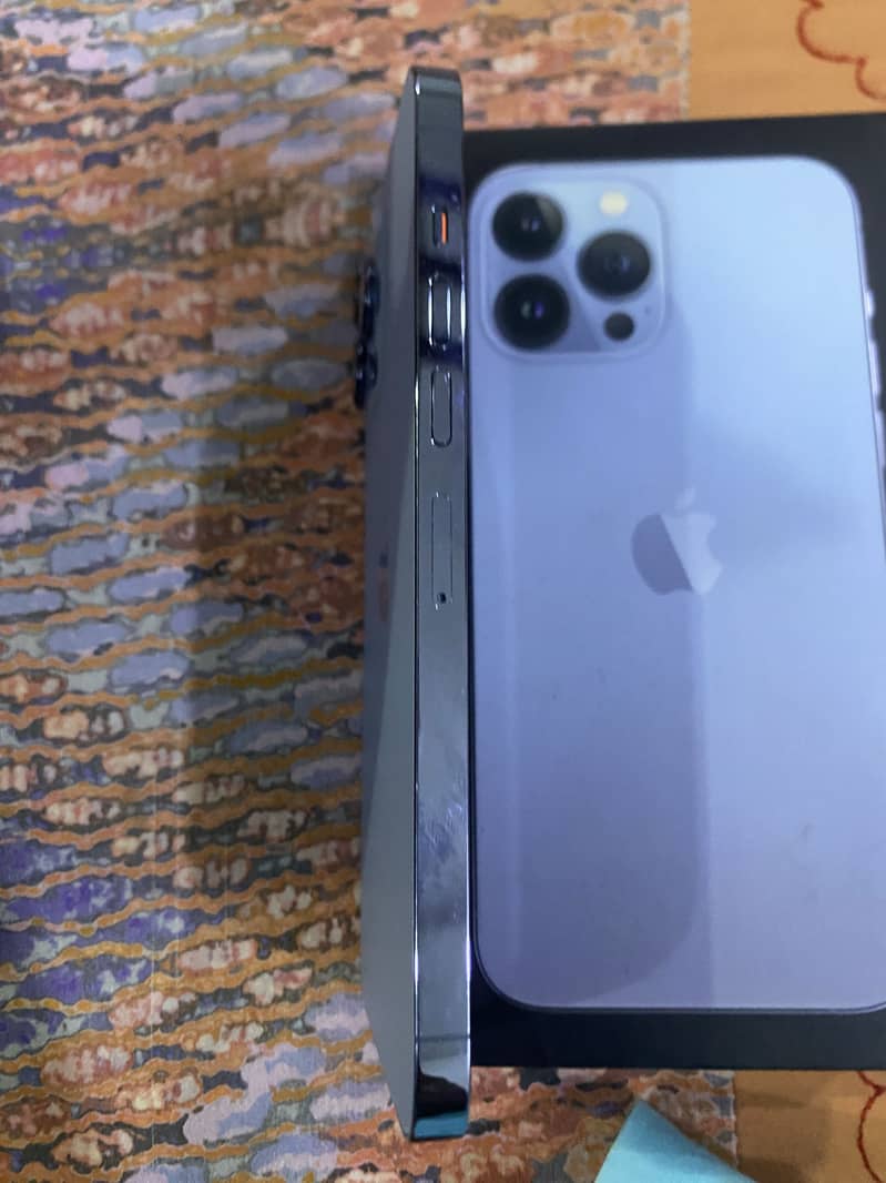 13 pro max LLA 3
