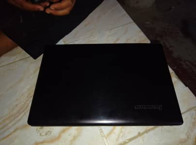 Lenovo laptop core i5 3th generation