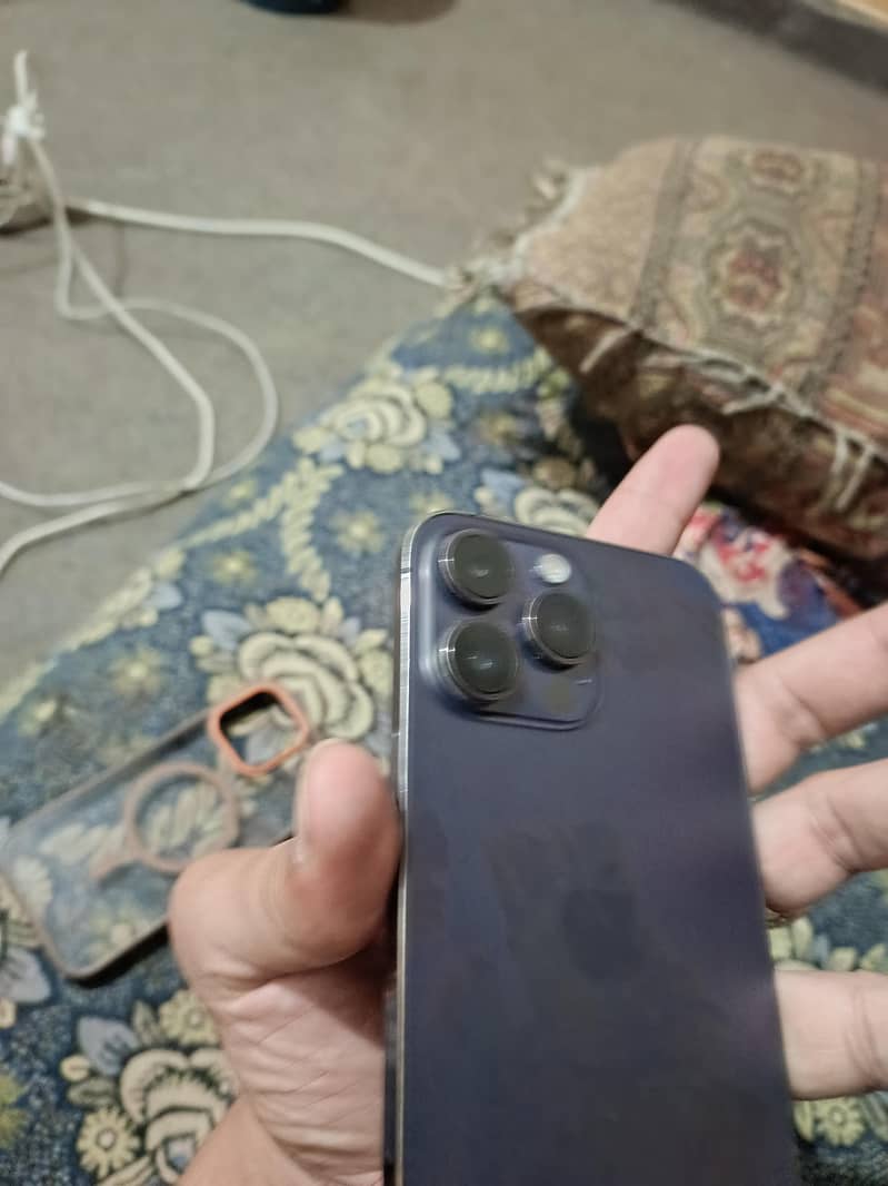 iphone 14 pro max 1