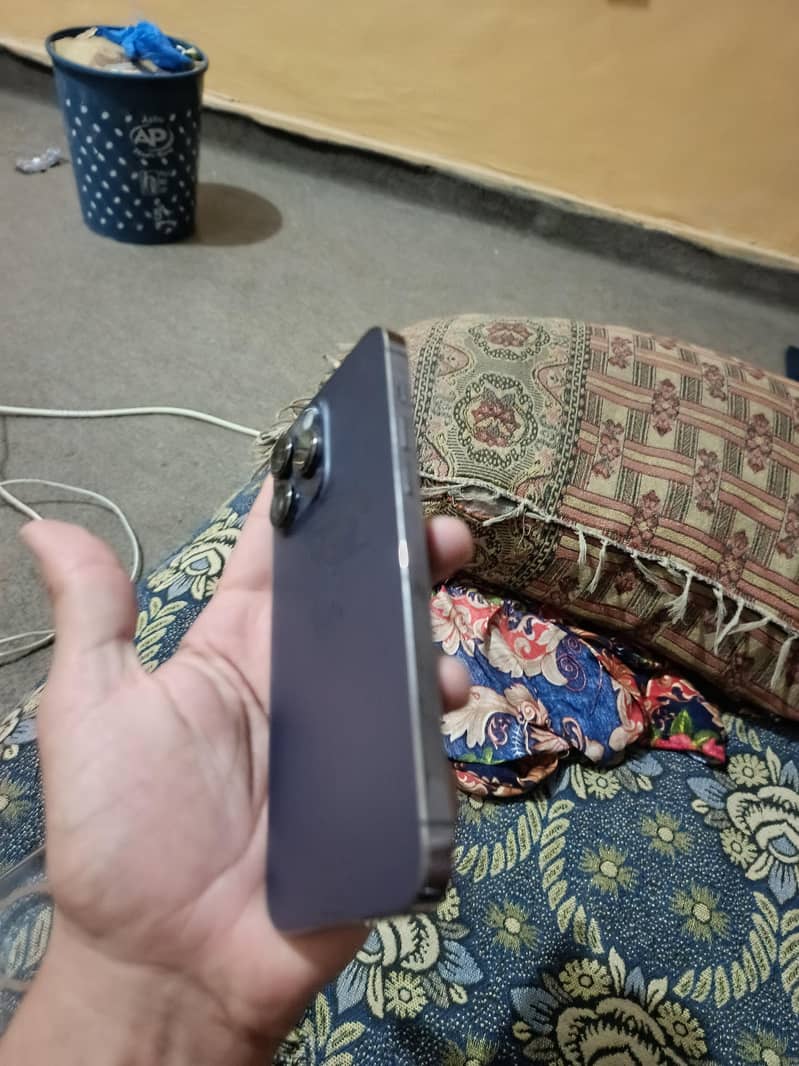 iphone 14 pro max 3