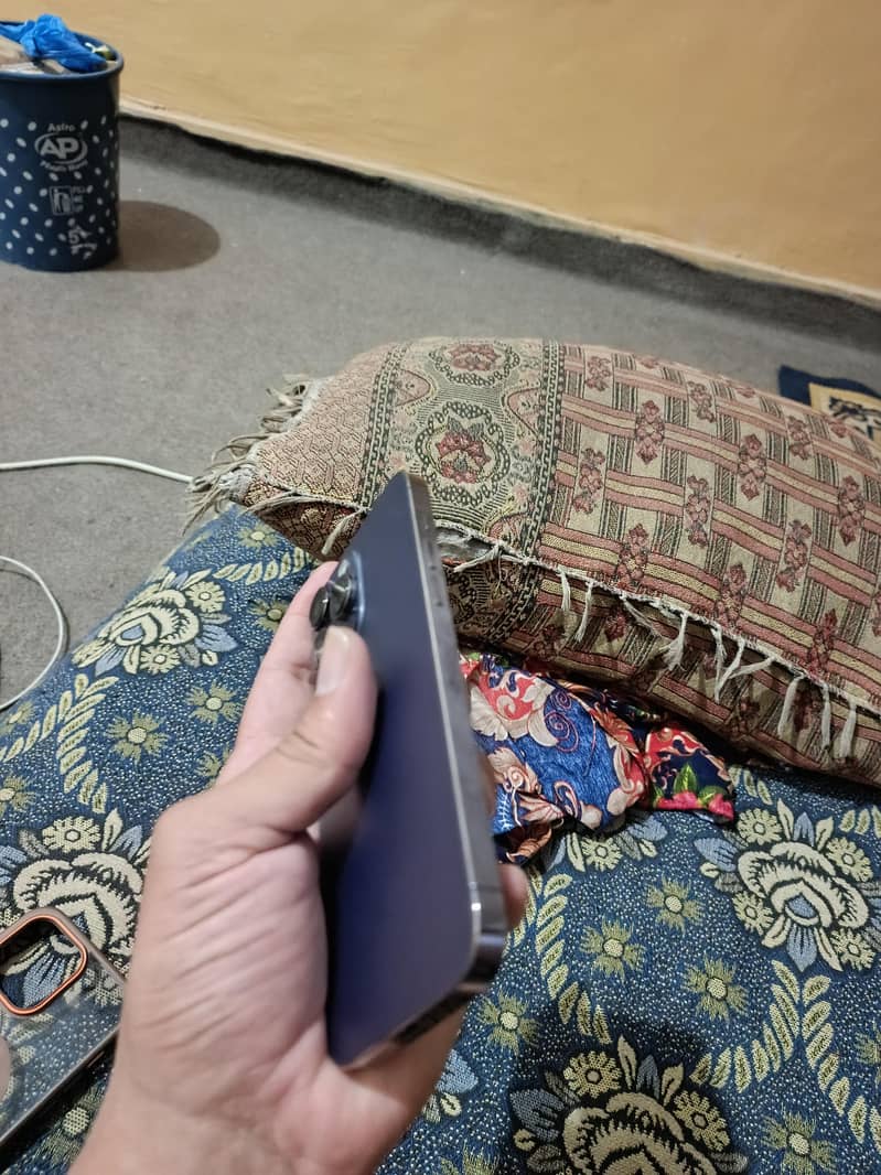 iphone 14 pro max 6