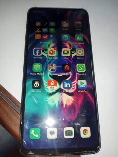 infinix Hot 40i  8+8GB /256Gb scratches phone