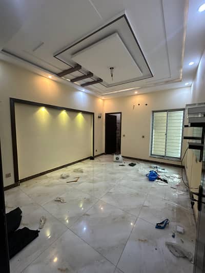 12 marla upper portion available for rent