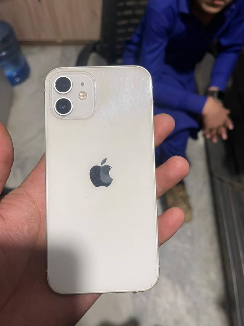 iPhone 12 5