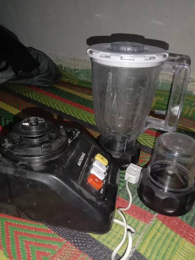 Juicer Machine
