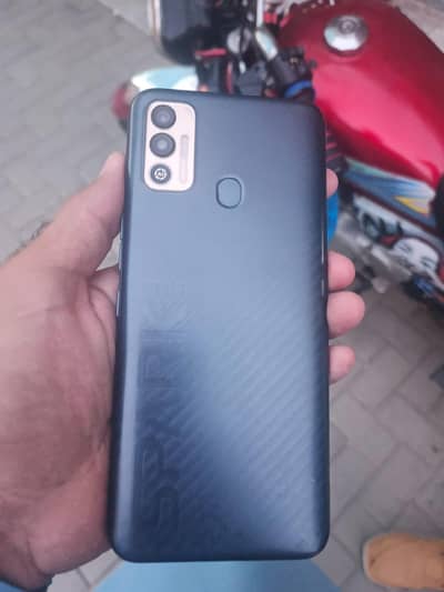 Tecno spark 7t .