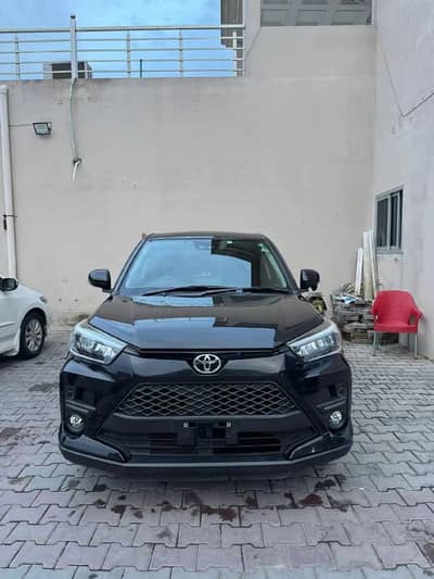 Toyota Raize z package 4 Grade  pearl black color 2020 model 2026 reg