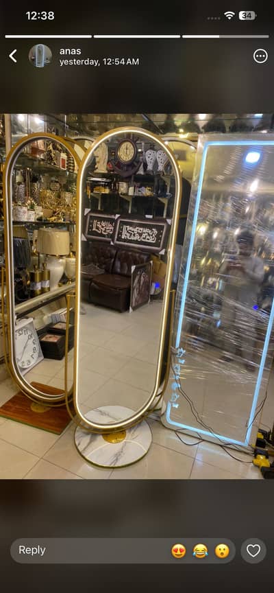 mirror stand ligth available