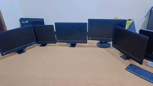 All in One Pc Core i5 6th Gen Lenovo Thinkcenter