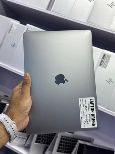 APPLE MACBOOK PRO 2018 | CORE I5-16-256 | 13" RETINA DISPLAY