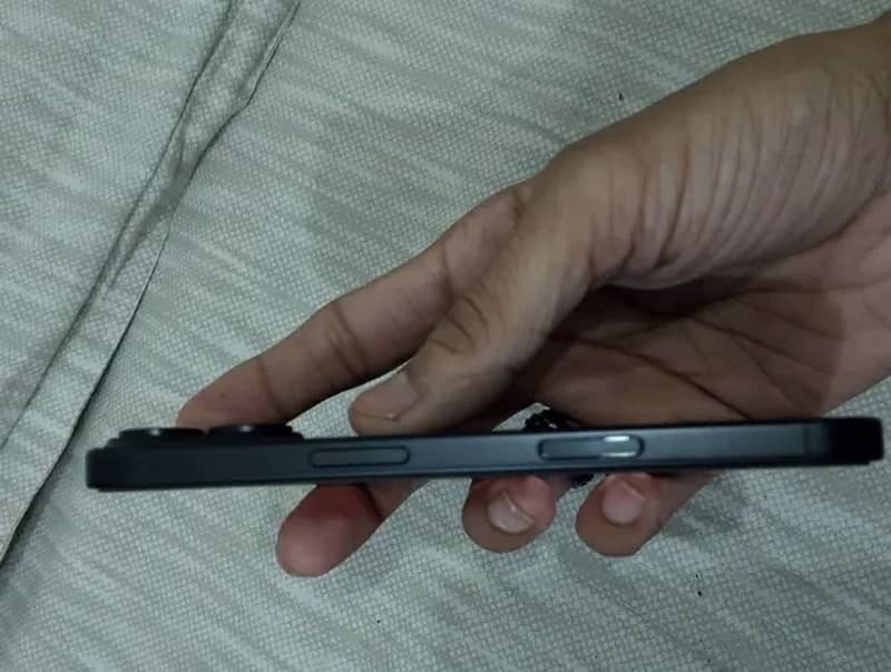 Iphone 16 jv 0