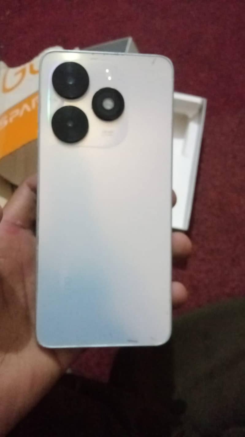 Tecno 0
