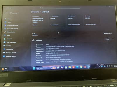 Lenovo i5 8-Gen
