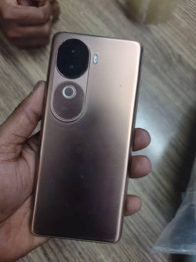 vivo v40e