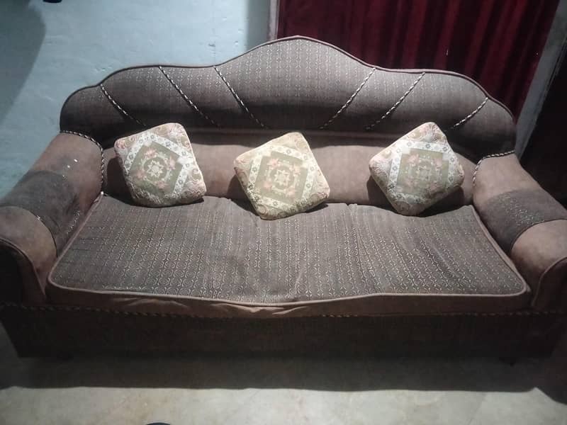 5 seater sofa 0