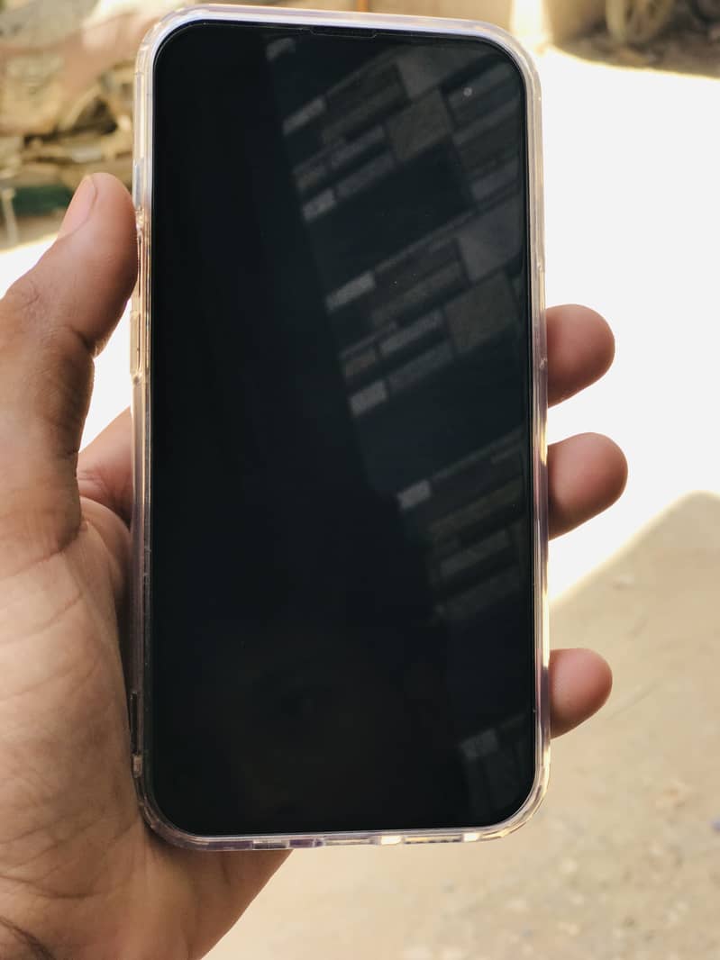 iPhone 14 0