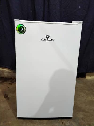 Room Sizei Fridge DAWLANCE Excellent Condition