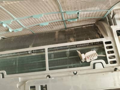 Dawlance 1.5ton indoor only
