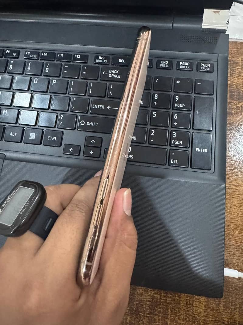 iphone 11 pro max 2