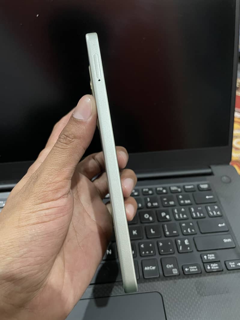 Oppo A5 Pro 3