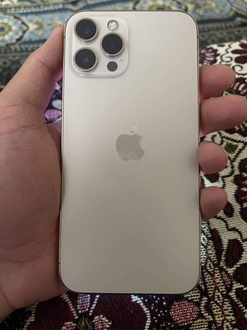 Iphone12 Pro Max With Sim Time. 1