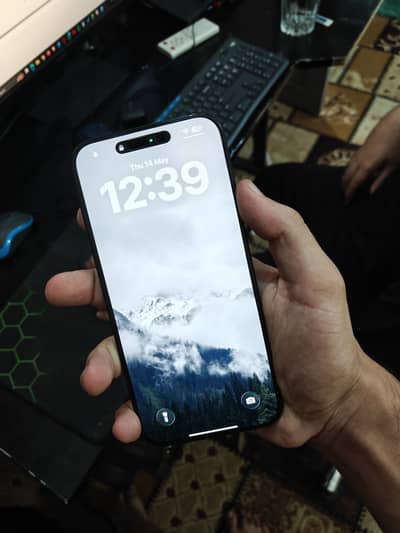 iPhone 16 pro max JV SIM LOCK READ DESCRIPTION