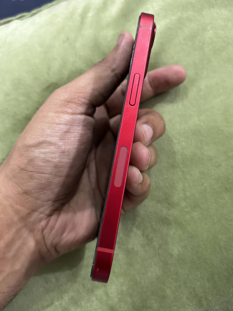 Iphone 13 4