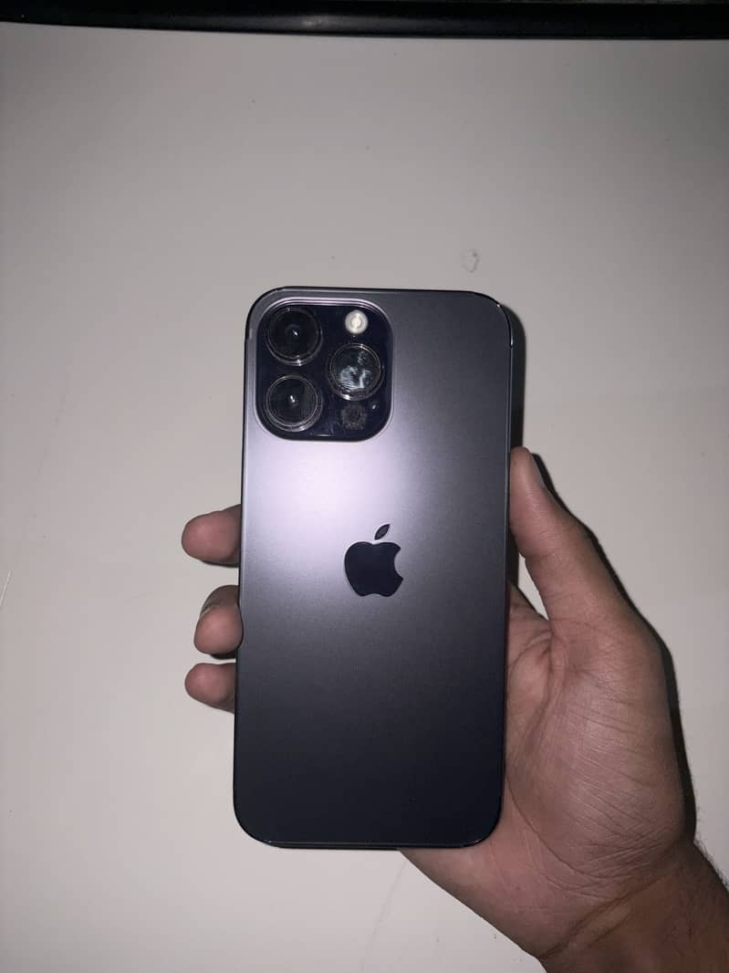 Iphone 14 pro max 5