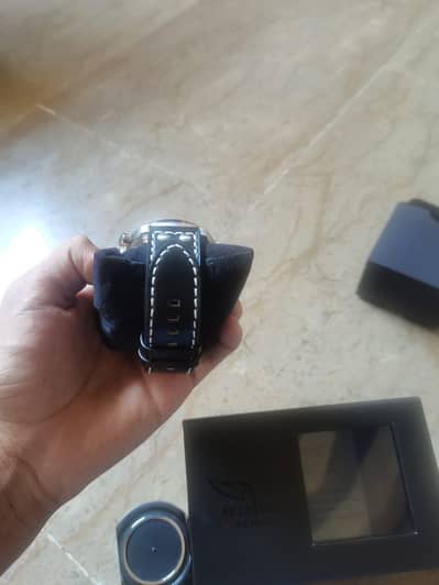 Aviator Men’s Watch – Excellent Condition