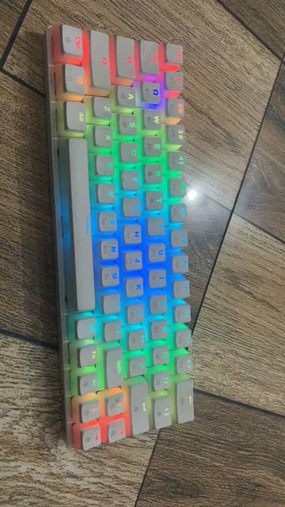 Tezarre TK63 RGB Wireless Mechanical Gaming Keyboard - Off-White