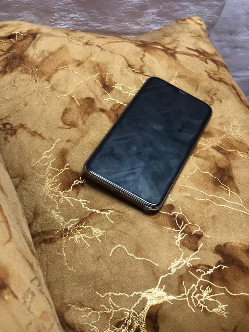 iphone 11 Pro 1