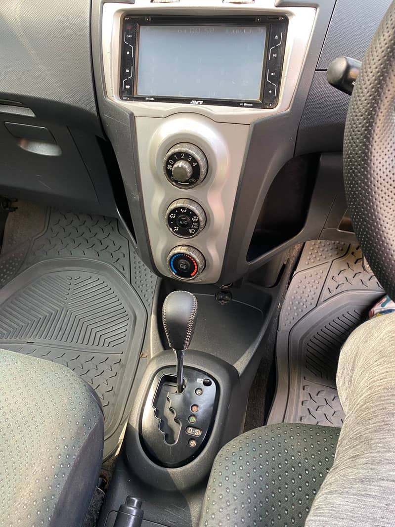 vitz 2006 5