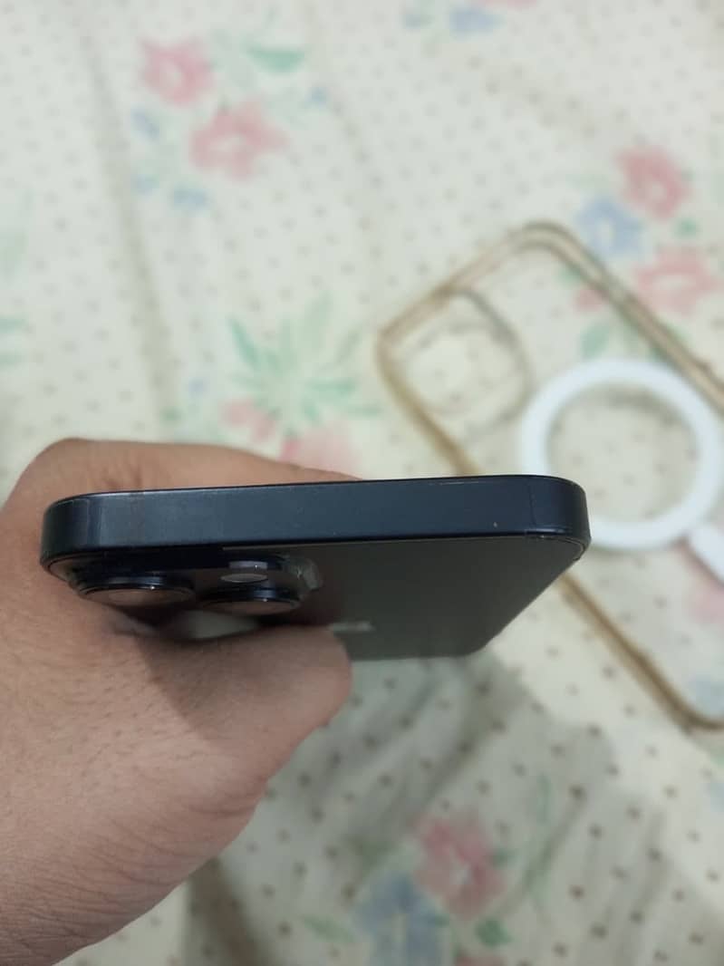 iPhone 14 jv 3