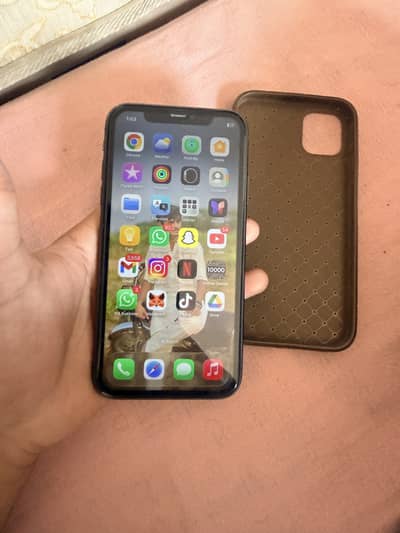 Apple iPhone 11
