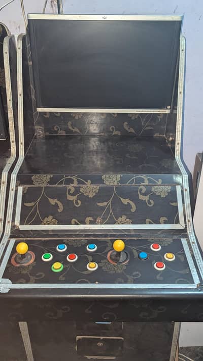 3 gaming arcade machines per machine 18000