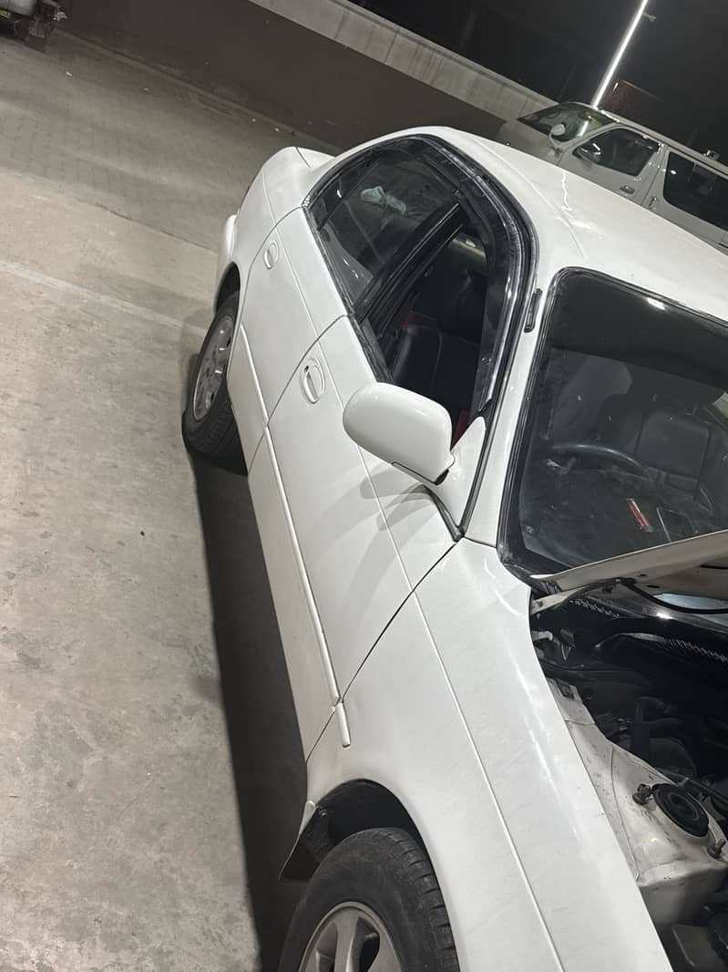 Xe Corolla 2001 Model 4