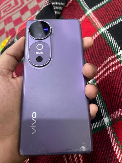vivo v40 condition 10/10  no box