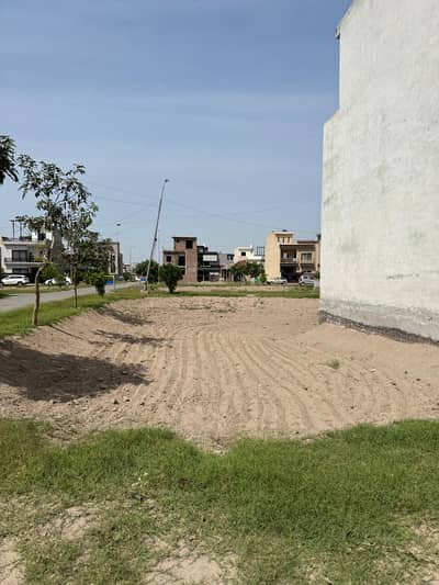 Prime Location 5 Marla Residential Plot In Lahore Is Available For Sale