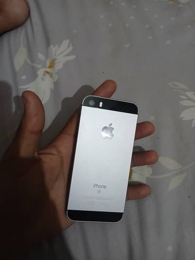 Iphone SE 2016 1st generation / 64 GB