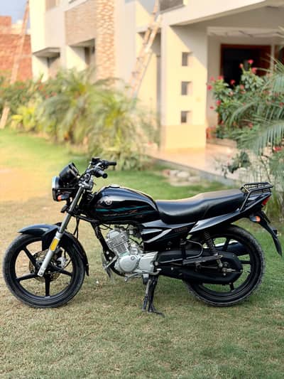 YB 125Z DX