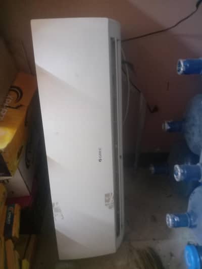 gree a. c 1 ton inner like hy