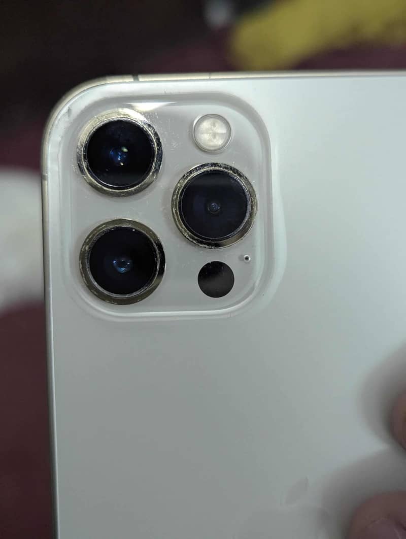 iPhone 12pro max 2