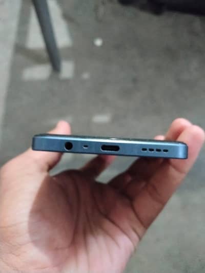 realme c63