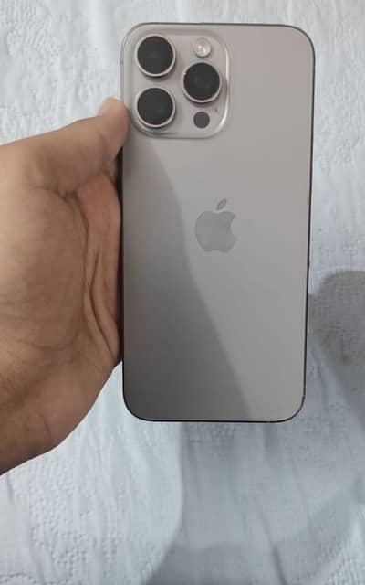 15 pro max jv 256 gb with box