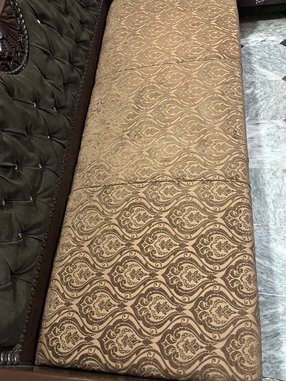 5 seater Sofa Set + Table Combo 7