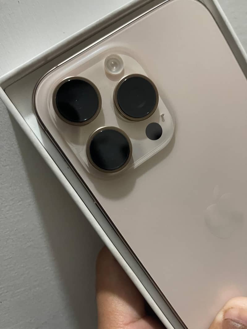 Iphone 16 Pro Max 0